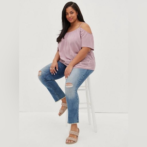 Torrid Challis Eyelet Border Cold Shoulder Top in elderberry blush pink … - Picture 5 of 16